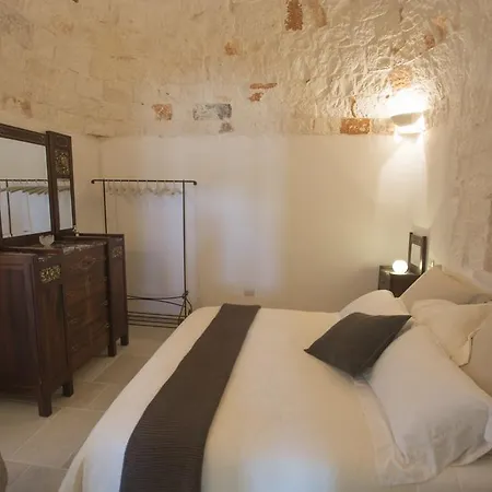 Trulli Laetitia Martina Franca