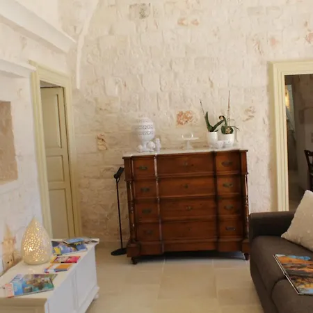 Trulli Laetitia * Martina Franca